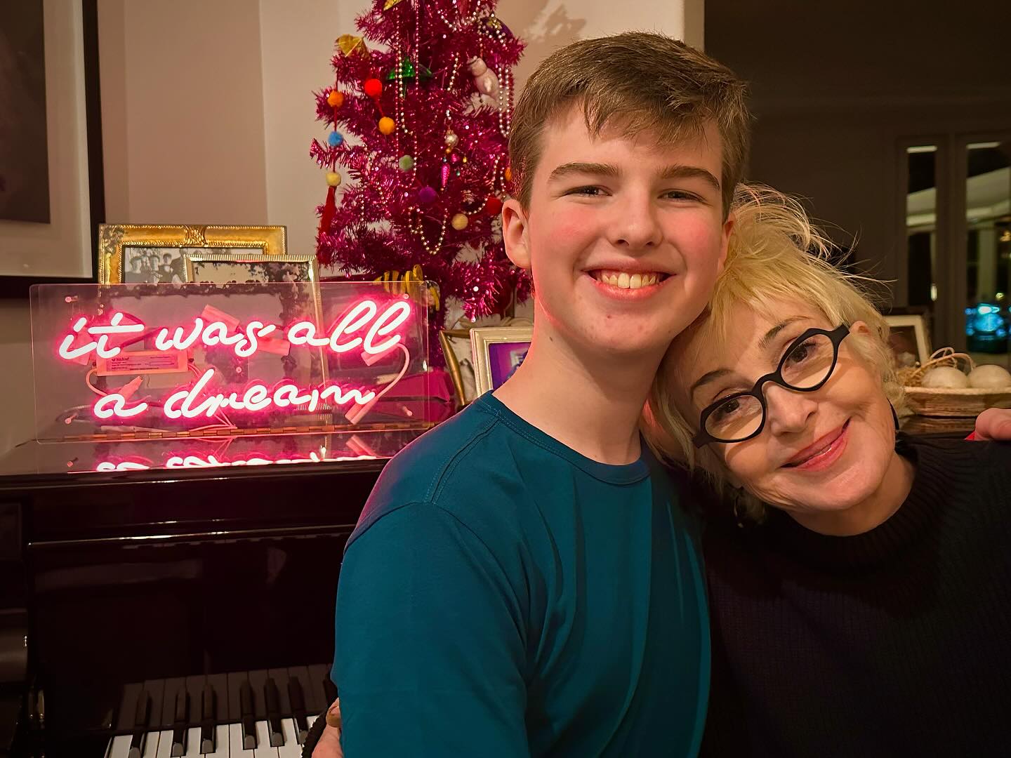 Young Sheldon' star Iain Armitage pens heartfelt message to Annie Potts